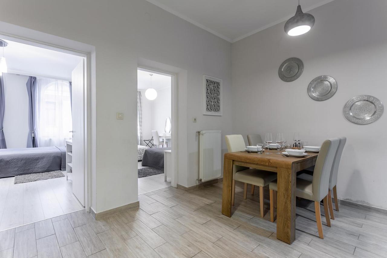 Goldcentral Apartment Grand Boulevard Budapest Ngoại thất bức ảnh